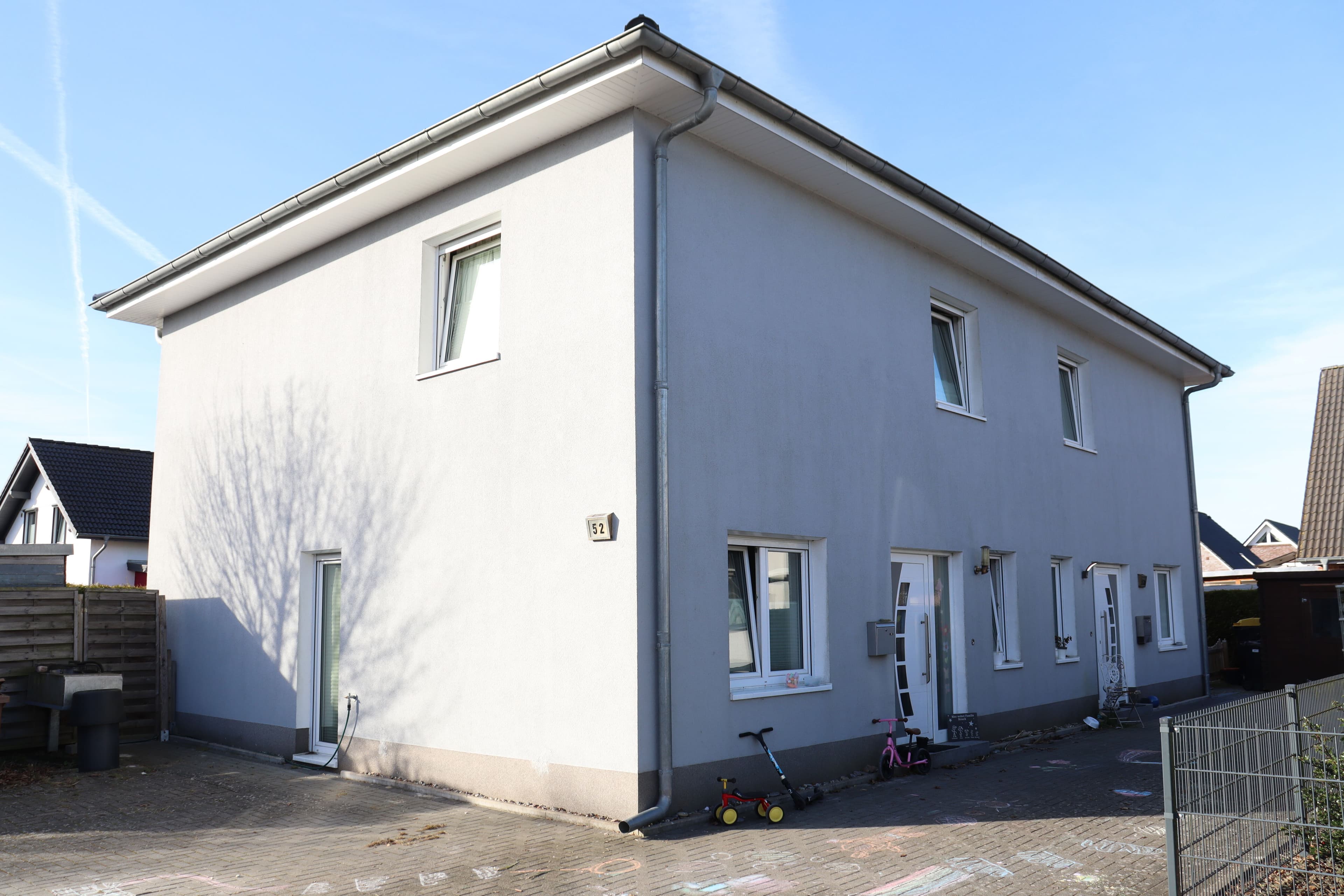 Moderne vermietete Doppelhaushälfte in ruhiger Lage von Kölln-Reisiek auch für Eigennutzer